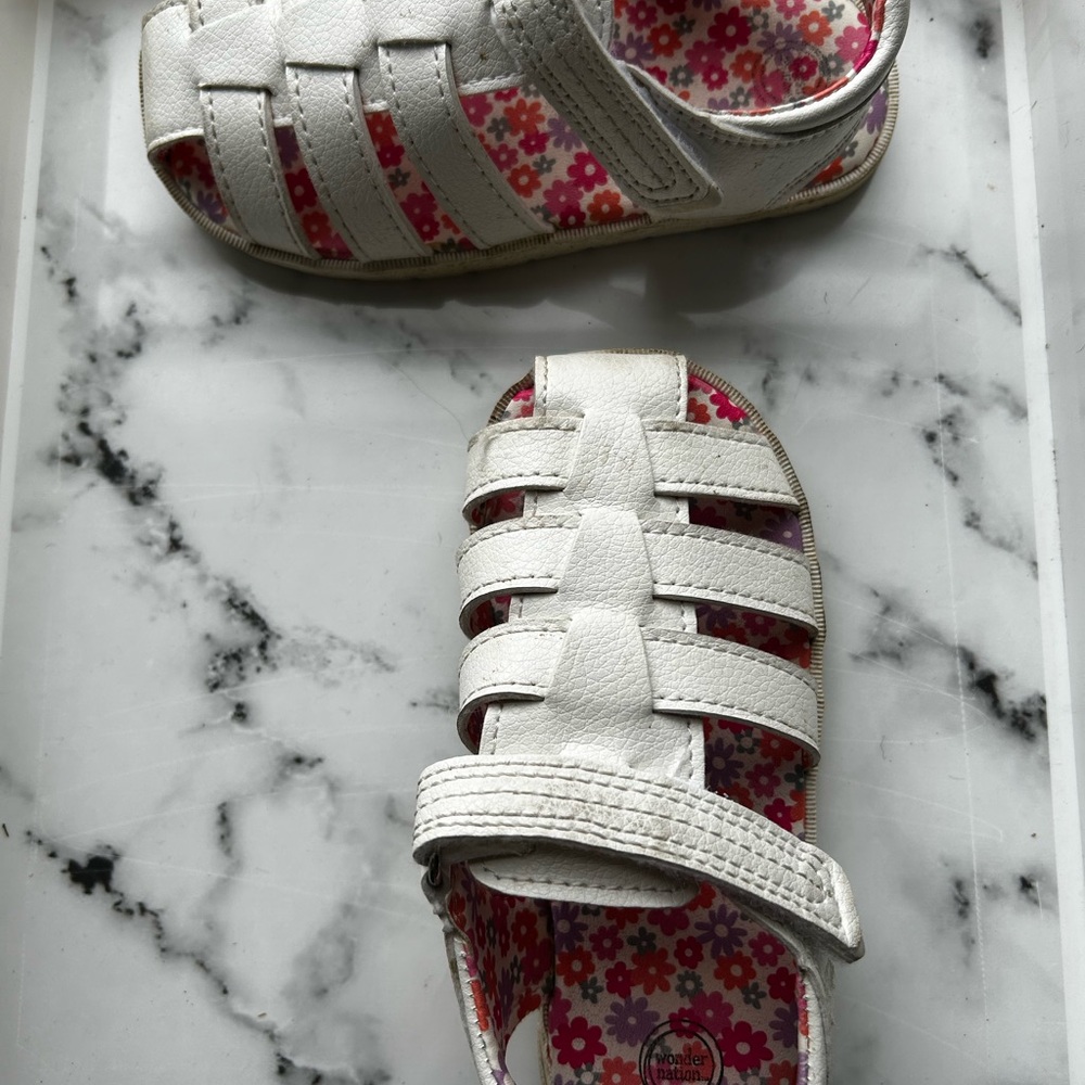 Wonder Nation White Kids' Sandals with Floral Design